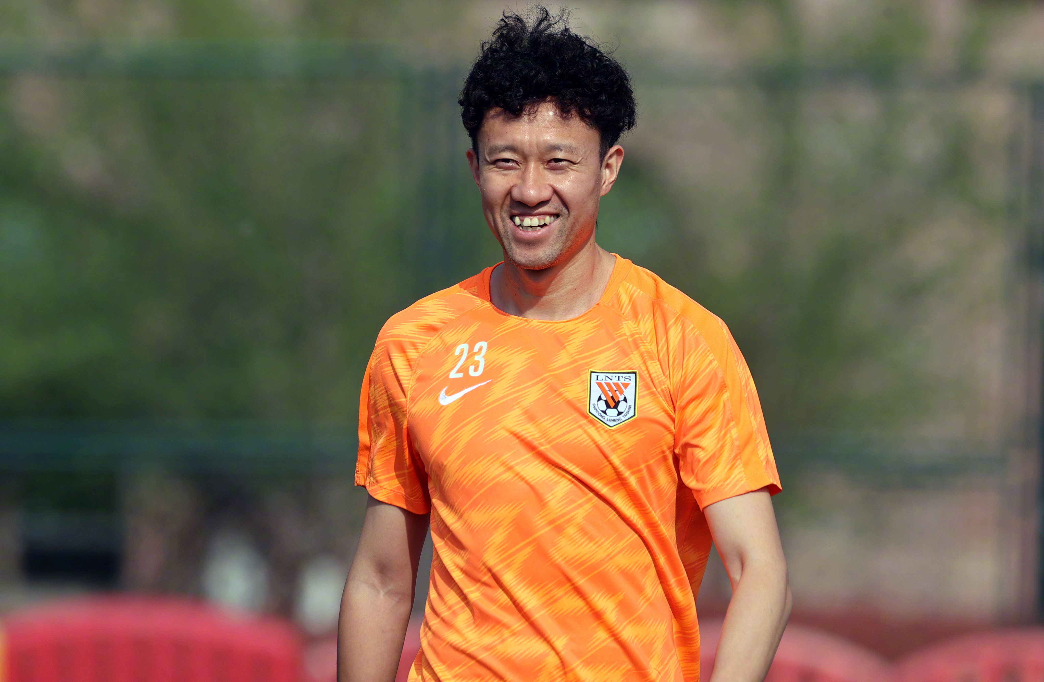 爱游戏体育链接-球员受伤情况曝光，球队备战计划再度调整的简单介绍