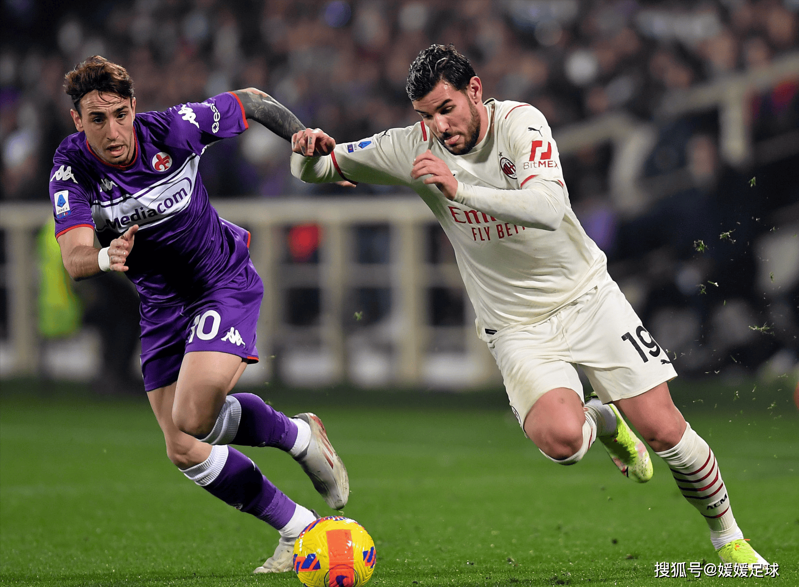 爱游戏体育链接-佛罗伦萨前锋连续进球，助球队获胜的简单介绍