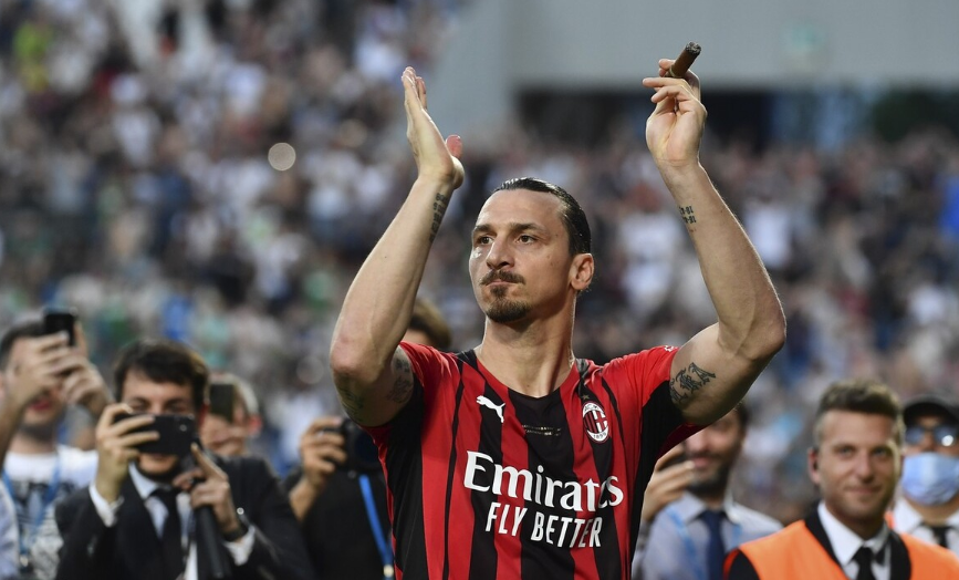 包含伊布重返AC米兰，球迷们期待老将再度崭露头角的词条