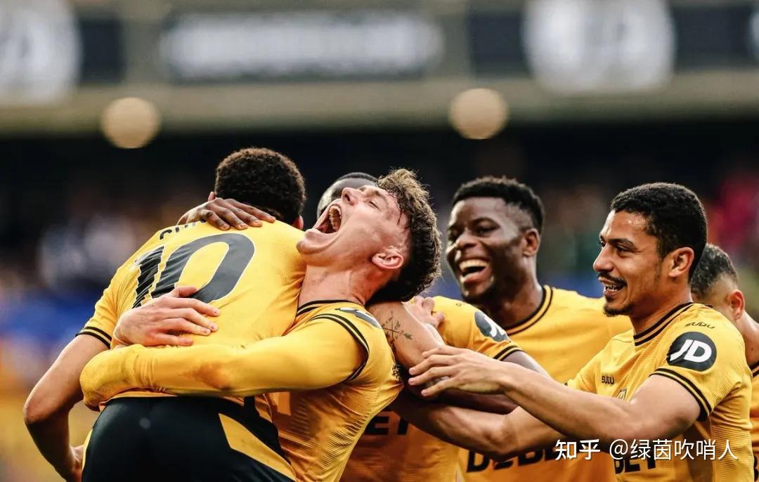 关于狼队客场告捷，击败对手赢得四连胜，赛季前景蒙上神秘面纱的信息