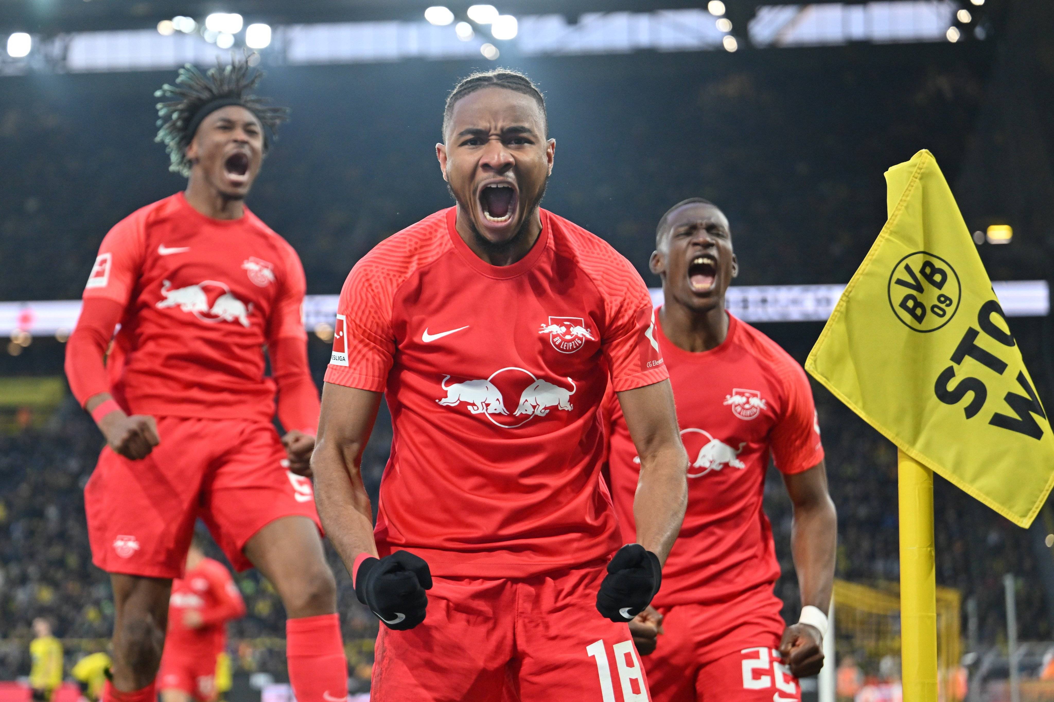 柏林联队气势如虹,球员精彩发挥的简单介绍 柏林联队气势如虹,球员精彩发挥的简单介绍