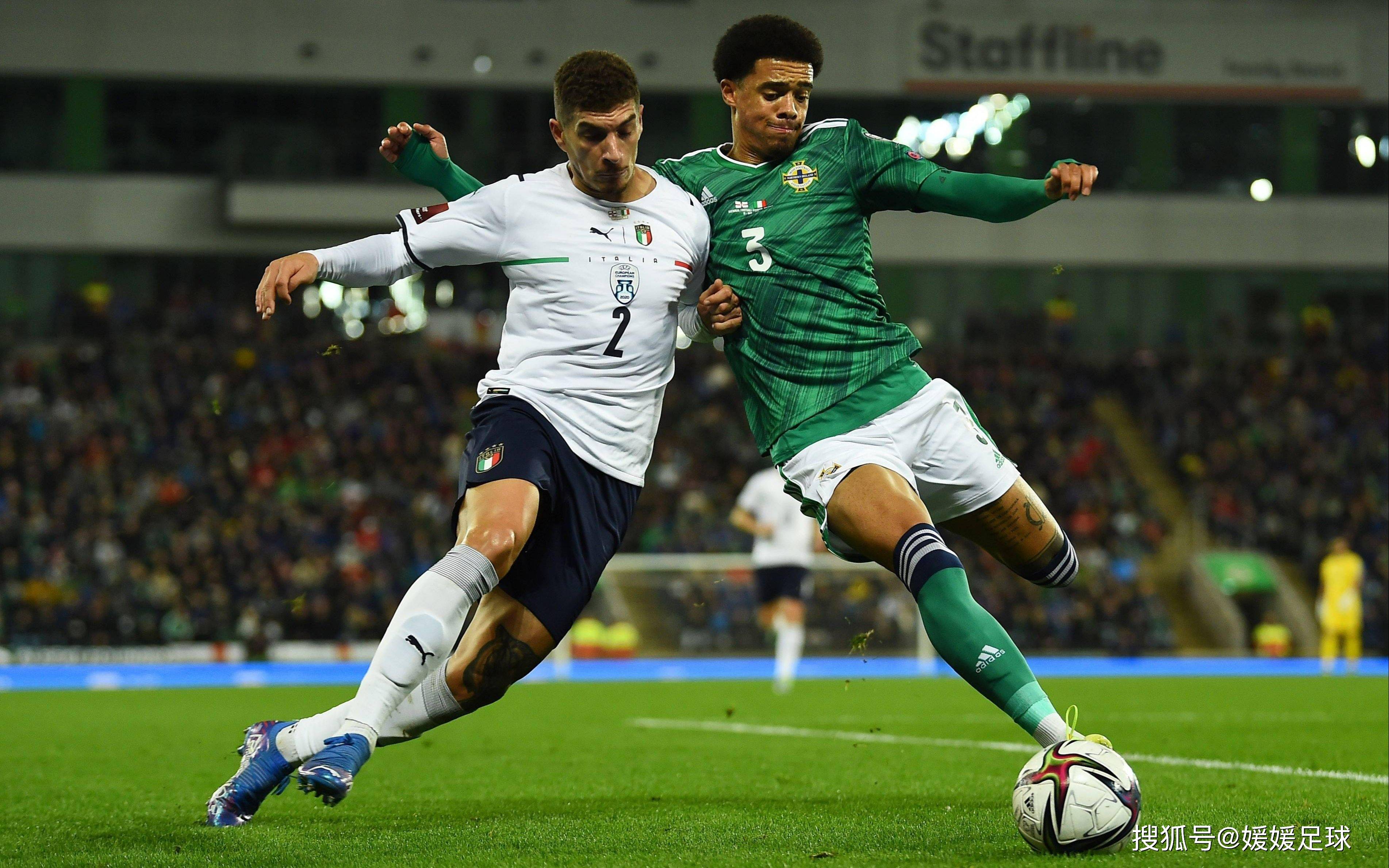 爱游戏在线登录-精彩对决连连，足球赛事展现激烈对抗的简单介绍