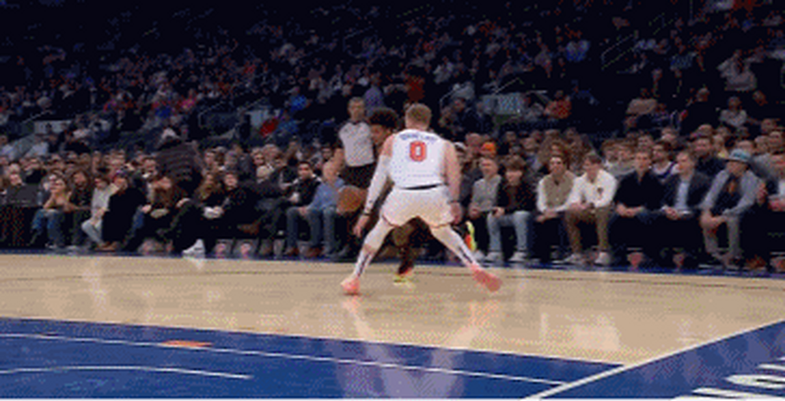 火箭击败尼克斯，晋级季后赛