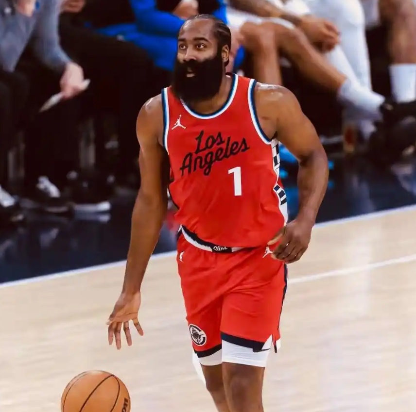 火箭客场大胜掘金,哈登砍下50分创纪录的简单介绍 火箭客场大胜掘金,哈登砍下50分创纪录的简单介绍